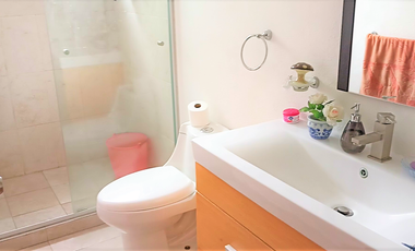 MODERNA CASA, 1 PLANTA, ALBERCA, JACUZZI, JARDÍN, LA MEJOR ZONA SOBRE CAMPO GOLF