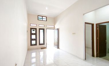 Rumah 15 Mnt ke Gerbang Tol Sentul Barat Siap Huni Dibantu KPR J-37309