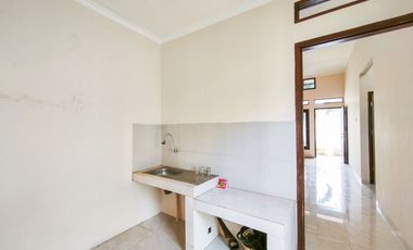 Rumah 15 Mnt ke Gerbang Tol Sentul Barat Siap Huni Dibantu KPR J-37309