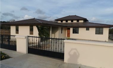 ALQUILER DE CASA AMOBLADA EN PENONOME - VIA A PALO ALTO