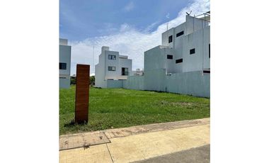 AMPLIO TERRENO EN RESIDENCIAL HACIENDAS VILLAHERMOSA TABASCO