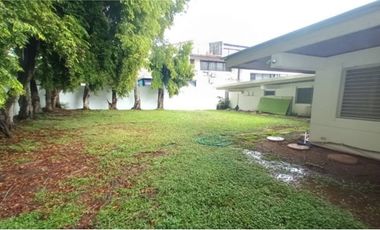 VENTA CASA  COMERCIAL 1500M2 OBARRIO, 5REC