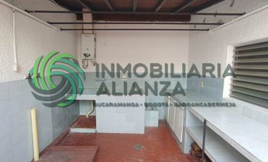 casa en arriendo en cañaveral. Cod A17288