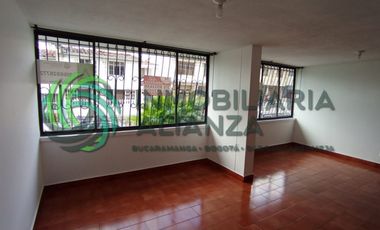 casa en arriendo en cañaveral. Cod A17288