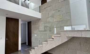 Casa en Venta ST. Angelo