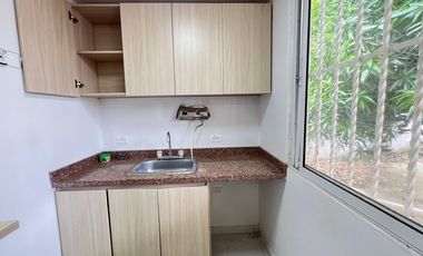 casa-local en arriendo en alto prado. Cod A93392