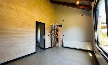 Casa en venta 4 dorm. en Villarrica