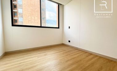 apartamento en arriendo en loma de los mesa. Cod A11194