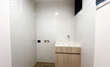 apartamento en arriendo en loma de los mesa. Cod A11194