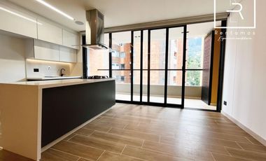 apartamento en arriendo en loma de los mesa. Cod A11194