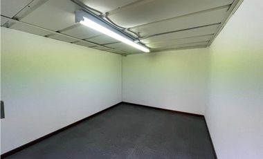 RENTA-VENTA LOCAL ISERRA 100