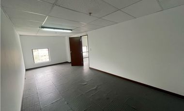 RENTA-VENTA LOCAL ISERRA 100