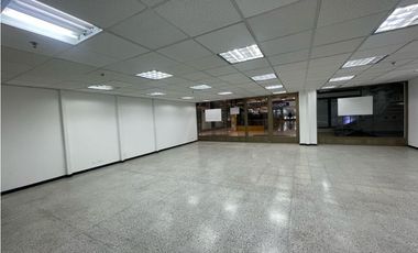 RENTA-VENTA LOCAL ISERRA 100