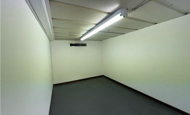 RENTA-VENTA LOCAL ISERRA 100