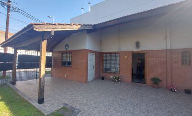 Casa en venta en Lanus Oeste