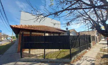 Casa en venta en Lanus Oeste