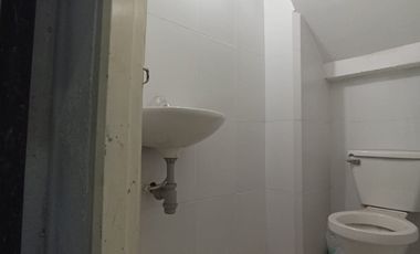 bodega en venta en barrio nuevo. Cod V121429