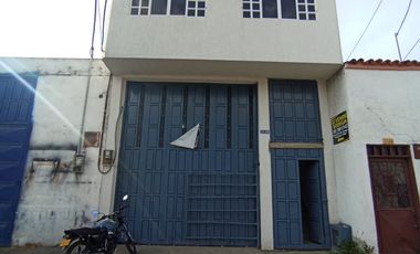 bodega en venta en barrio nuevo. Cod V121429