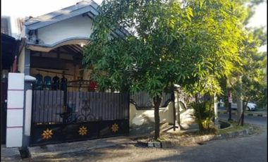 Dijual Rumah Hook Permata Safira Regency Wiyung Surabaya