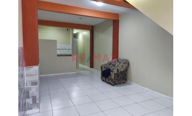 Flat En Venta - Piso 1 Sjl
