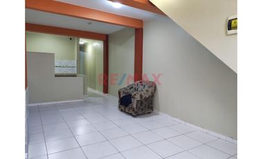 Flat En Venta - Piso 1 Sjl