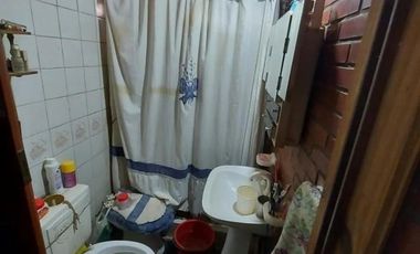 CASA DE 4 AMBIENTES A REFFACIONAR EN VENTA - MORON SUR