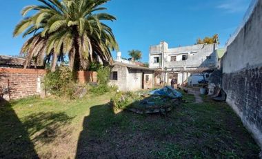 CASA DE 4 AMBIENTES A REFFACIONAR EN VENTA - MORON SUR