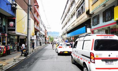 oficina en arriendo en edificio molino piso 3. Cod A11704