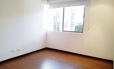 PR13927 Arriendo de apartamento en el sector El Esmeraldal