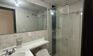 VENTA APTO TRADICIONAL EXCELENTE UBICACIÓN, AMPLIOS ESPACIOS. SAN ALONSO BUCARAMANGA. 94m. Cod V8783
