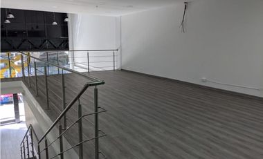 Se Alquila Local 4Comercial 158 Mts con Mezzanine en Obarrio $2.700.00