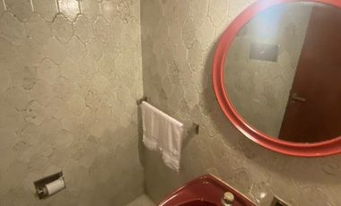 Chalet 3 amb. con jardín y quincho.