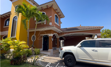 VENTA CASA REMODELADA EN COSTA SUR PH EL DORAL (2)