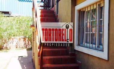 Venta en bloque. Dos propiedades sobre espectacular  lote de 15 x 23.52mts. En Pinamar.
