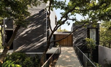 Vendo  casa en bosque real de reconocido arquitecto