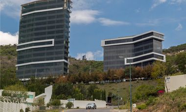 Piso ejecutivo en RENTA - Capital Tres Marías