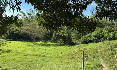 finca en venta en seleccionar barrio. Cod V6860039