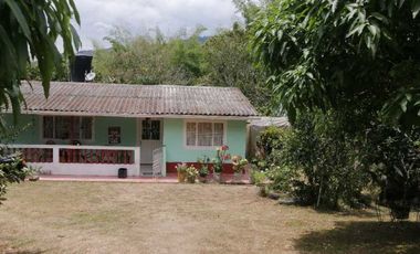 finca en venta en seleccionar barrio. Cod V6860039