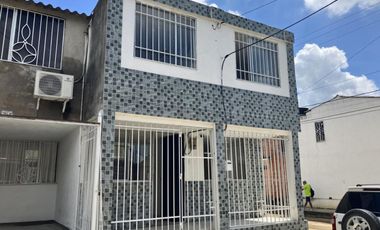 casa en venta en los almendros. Cod V103159
