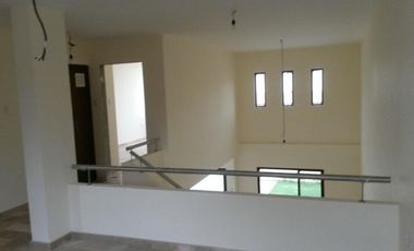 VENTA DE CASA EN URBANIZACION EL CONDADO