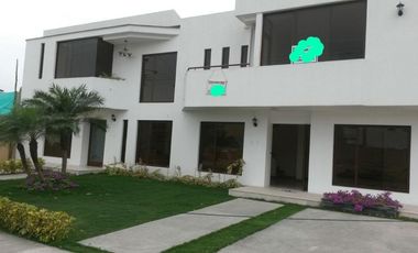 VENTA DE CASA EN URBANIZACION EL CONDADO