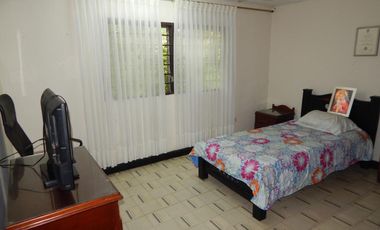 casa en venta en ciudad jardín. Cod V87131