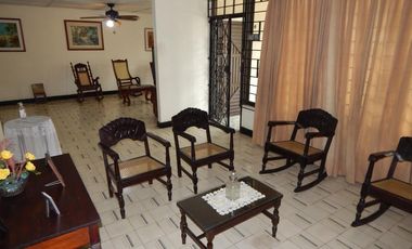 casa en venta en ciudad jardín. Cod V87131