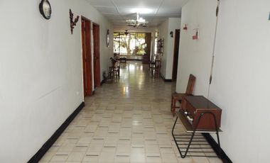 casa en venta en ciudad jardín. Cod V87131