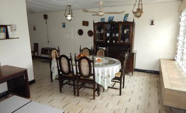 casa en venta en ciudad jardín. Cod V87131