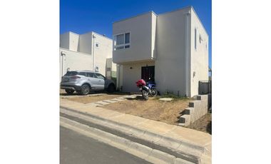 CURAUMA / BOSQUE REAL VI / 3D 3B 2E