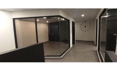 SE ALQUILA OFICINA  EN BELLA VISTA  ZONA BANCARIA -I.G.