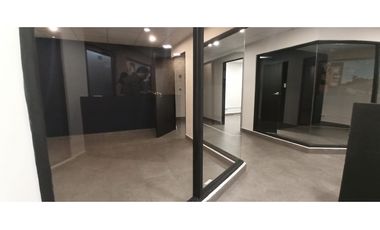SE ALQUILA OFICINA  EN BELLA VISTA  ZONA BANCARIA -I.G.