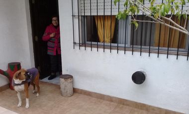 EXCELENTE PH FONDO DE 3 AMBIENTES CON PATIO Y FONDO