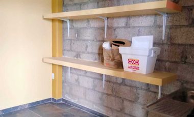 TERRENO CON BODEGAS EN RENTA SALIDA SALAMANCA $336,950.000